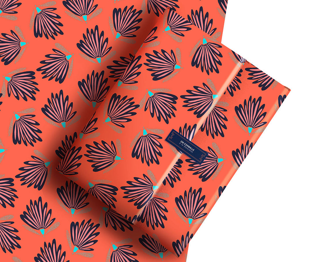 Paquet cadeau Moyen M orange Nancy pliage petite feuille et boite cadeau