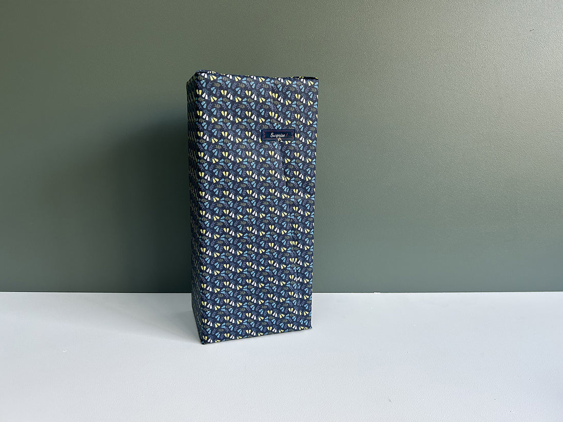 Dimensions de la feuille cadeau L – 70 cm x 70cm, lavable et écologique Bleu Quimper
